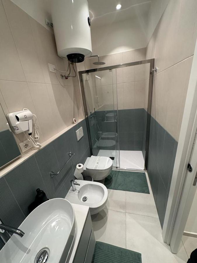 Di Passaggio Hotel Bari Luaran gambar