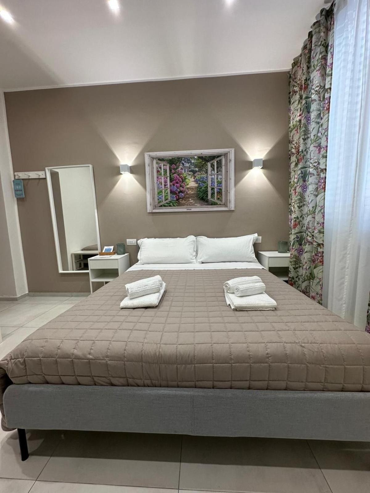 Di Passaggio Hotel Bari Luaran gambar