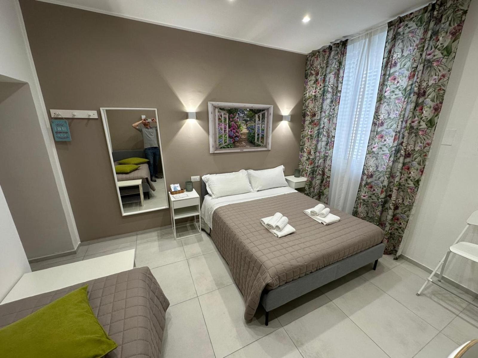 Di Passaggio Hotel Bari Luaran gambar